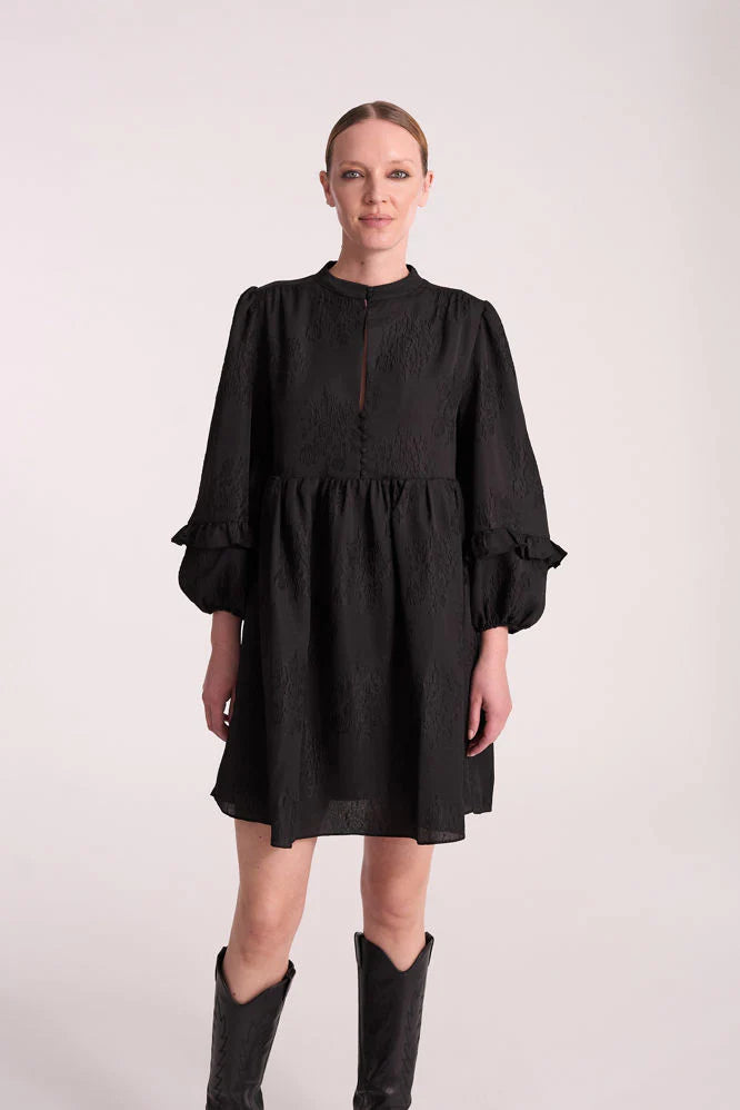 Erla Short Dress - Black