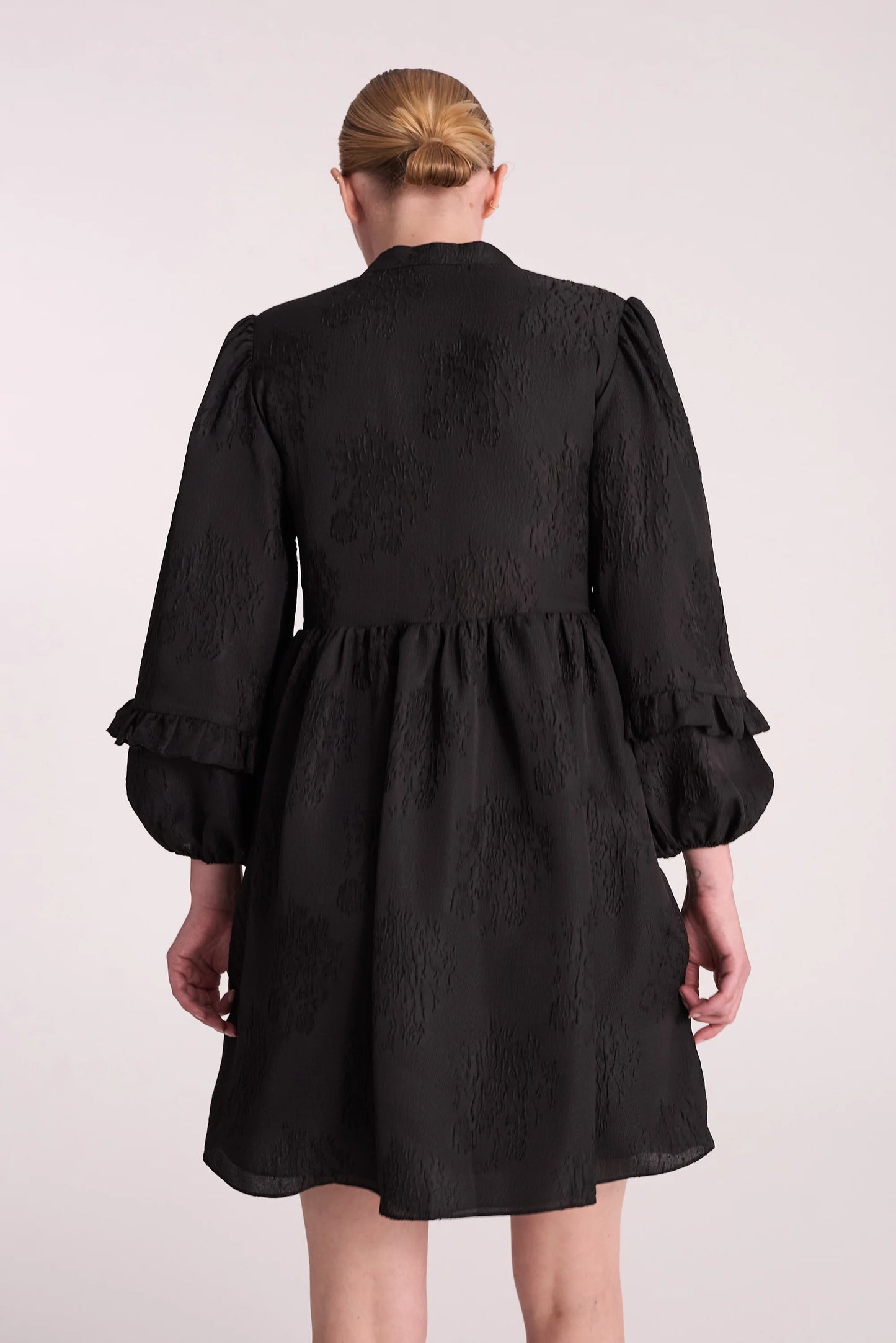 Erla Short Dress - Black