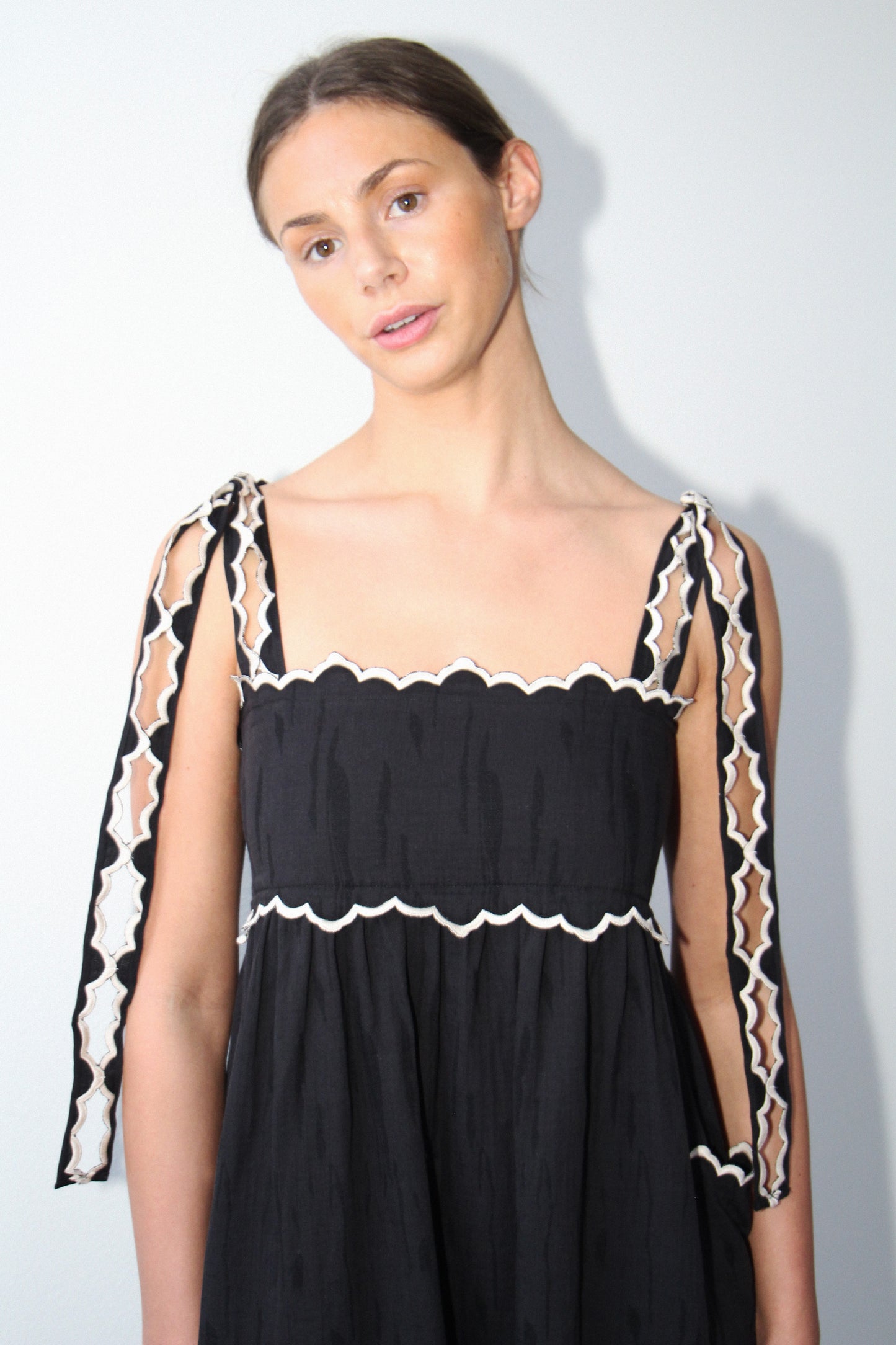 Miriam Dress Black - Linen Dreams