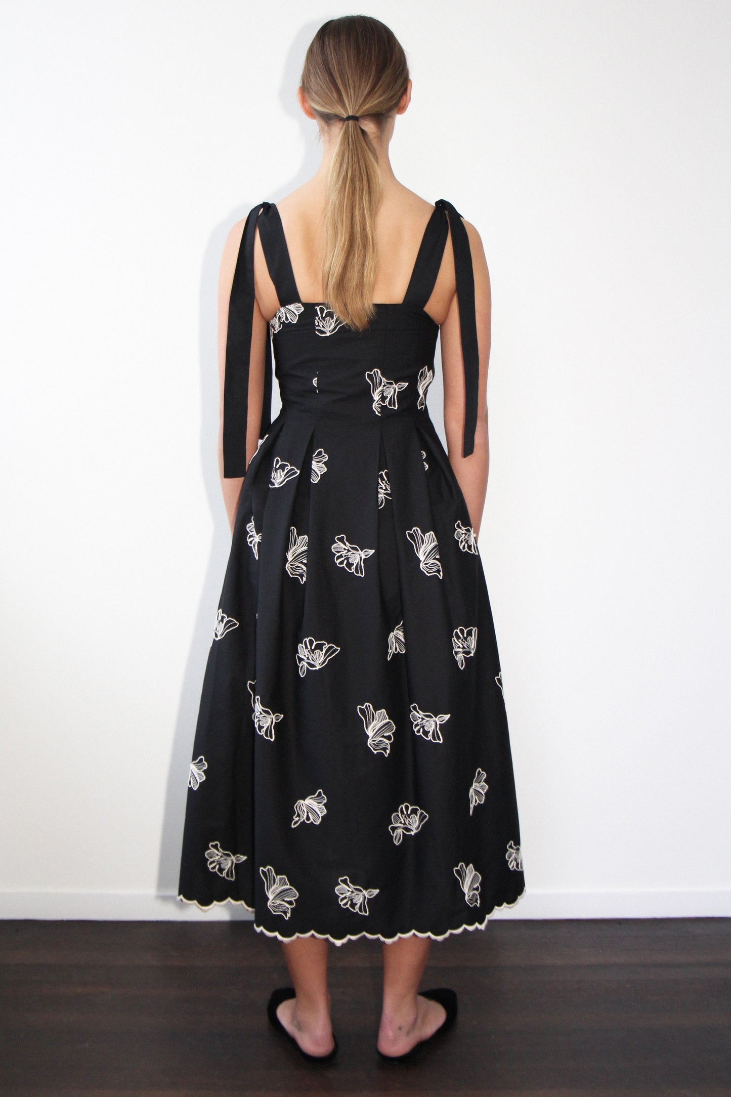 Raquelle Dress Black - Cotton Embroidery